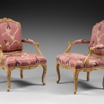 Importante suite de 6 fauteuils du d&eacute;but de l&rsquo;&eacute;poque Louis XV