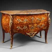 Très importante commode d’époque Louis XV