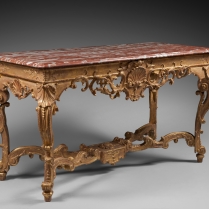 Large console en bois doré d'époque Régence