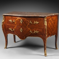 Tall chest of drawers on legs, Louis XV period